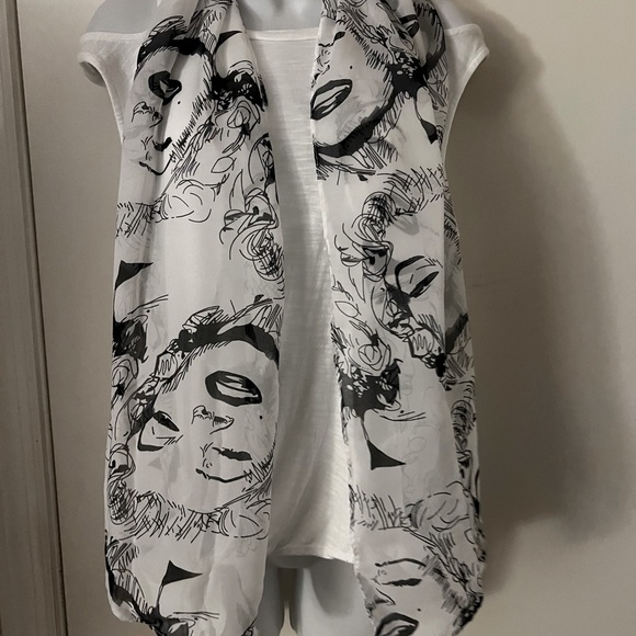 MARILYN MONROE BALCK AND WHITE SCARF - Picture 4 of 7